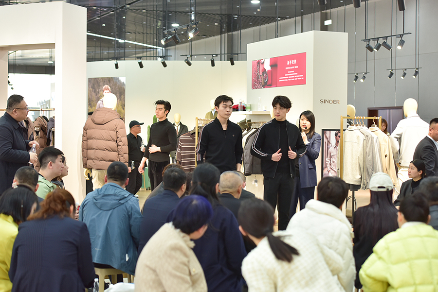 XYS_5450.jpg XYS_5450.jpg