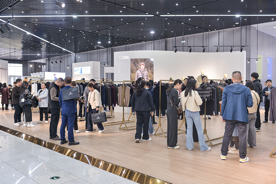 LWM_1008.jpg LWM_1008.jpg