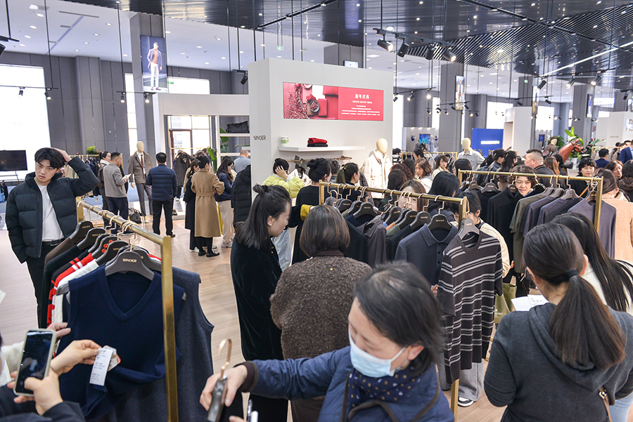 LWM_1012.jpg LWM_1012.jpg